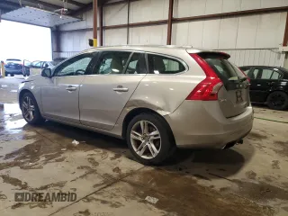 2015 Volvo V60 T5 Drive-E Premier with VIN YV140MEK7F1261304, listed as a Copart auction lot 81284994 with 124,505 mi miles and Salvage Title. Bid and sale history available at carsss.com. Image 2.