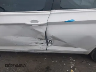 2020 Volkswagen Jetta S z VIN 3VWCB7BU5LM018170, wystawiony jako IAAI lot #41915030 z przebiegiem 83 566 mil mil oraz . Historia ofert i sprzedaży dostępna na DreamBid. Obrazek 6.