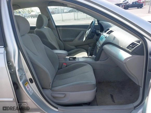 2007 Toyota Camry CE with VIN 4T1BE46K37U643404, listed as a IAAI auction lot 41903773 with 189,984 mi miles. Bid and sale history available at carsss.com. Image 5.
