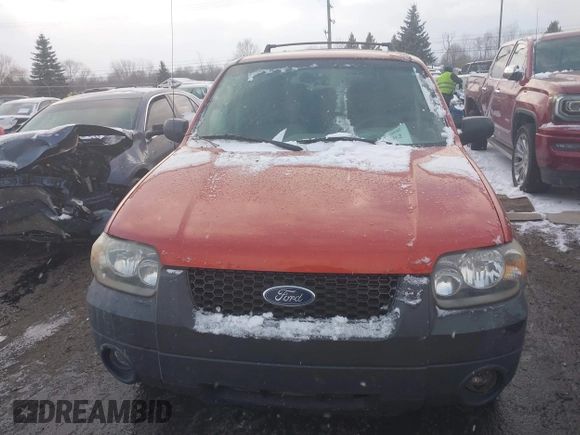 2006 Ford Escape XLT with VIN 1FMYU03Z66KD02998, listed as a IAAI auction lot 41414402 with 102,147 mi miles. Bid and sale history available at carsss.com. Image 12.