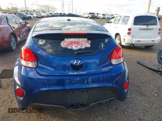 2015 Hyundai Veloster Turbo with VIN KMHTC6AE1FU241662, listed as a IAAI auction lot 42071618 with Not provided miles and . Bid and sale history available at DreamBid. Image 15.