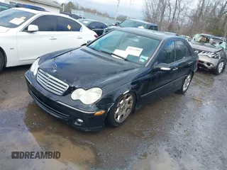 2006 Mercedes-Benz C 280 Luxury with VIN WDBRF92H56F793961, listed as a IAAI auction lot 41111588 with 173,736 mi miles and . Bid and sale history available at DreamBid. Image 17.