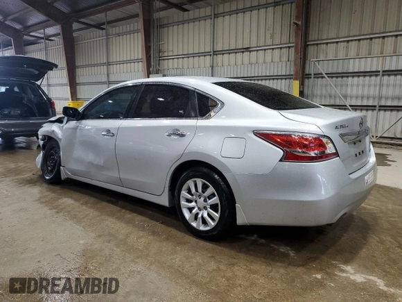 2014 Nissan Altima S with VIN 1N4AL3APXEN376634, listed as a Copart auction lot 54236615 with 139,447 mi miles and Salvage Title. Bid and sale history available at DreamBid. Image 2.
