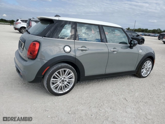 2021 MINI Hardtop 4 Door Cooper S with VIN WMWXU9C08M2N81063, listed as a Copart auction lot 86783454 with 0 miles and Non Repairable. Bid and sale history available at carsss.com. Image 3.