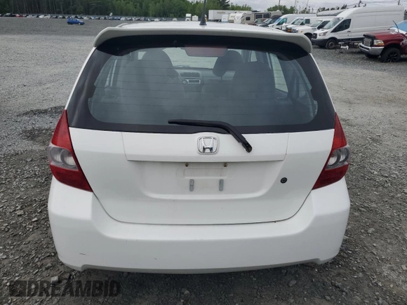 2008 Honda Fit with VIN JHMGD38498S802380, listed as a Copart auction lot 61545925 with 181,079 mi miles and Clean title. Bid and sale history available at DreamBid. Image 6.