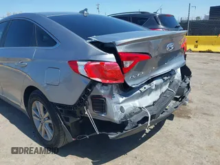 2016 Hyundai Sonata SE with VIN 5NPE24AF0GH340000, listed as a IAAI auction lot 41945609 with 160,043 mi miles and . Bid and sale history available at carsss.com. Image 6.
