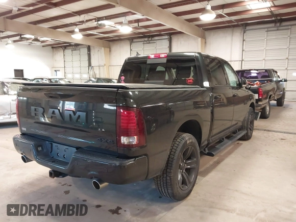 2017 Ram 1500 Night z VIN 1C6RR7MT0HS831726, wystawiony jako IAAI lot #41642459 z przebiegiem 90 423 mil mil oraz . Historia ofert i sprzedaży dostępna na DreamBid. Obrazek 4.