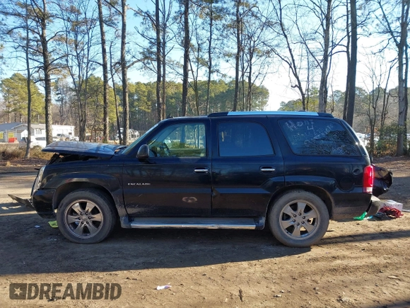 2006 Cadillac Escalade z VIN 1GYEK63N26R131245, wystawiony jako IAAI lot #41355286 z przebiegiem 247 558 mil mil oraz . Historia ofert i sprzedaży dostępna na DreamBid. Obrazek 15.
