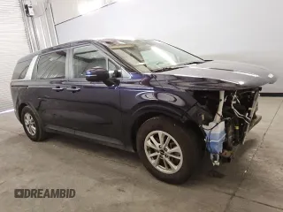 2024 Kia Carnival LX with VIN KNDNB4H37R6385153, listed as a Copart auction lot 79910184 with 36,116 mi miles and Clean Title. Bid and sale history available at carsss.com. Image 4.