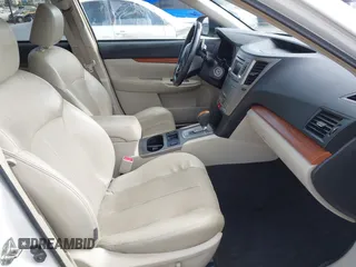 2014 Subaru Outback Limited z VIN 4S4BRBLC2E3229975, wystawiony jako IAAI lot #42617568 z przebiegiem 214 052 mil mil oraz . Historia ofert i sprzedaży dostępna na DreamBid. Obrazek 5.