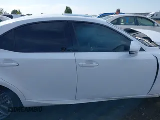 2017 Lexus IS 300 z VIN JTHCM1D25H5017196, wystawiony jako IAAI lot #40339951 z przebiegiem 99 879 mil mil oraz . Historia ofert i sprzedaży dostępna na DreamBid. Obrazek 14.