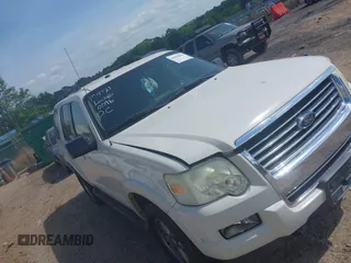 2009 Ford Explorer XLT z VIN 1FMEU73E29UA43461, wystawiony jako IAAI lot #42090596 z przebiegiem 244 579 mil mil oraz . Historia ofert i sprzedaży dostępna na DreamBid. Obrazek 1.