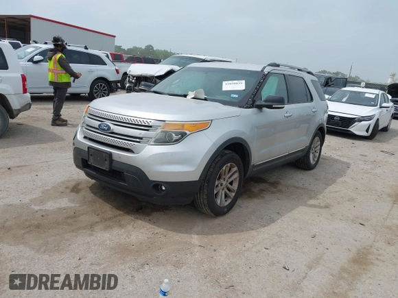 2012 Ford Explorer XLT z VIN 1FMHK7D84CGA53376, wystawiony jako IAAI lot #42050839 z przebiegiem 204 314 mil mil oraz . Historia ofert i sprzedaży dostępna na DreamBid. Obrazek 2.