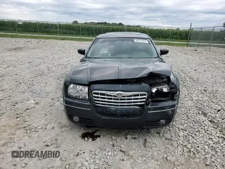 2008 Chrysler 300 Touring with VIN 2C3LA53GX8H292185, listed as a Copart auction lot 65751414 with 268,366 mi miles and Clean Title. Bid and sale history available at carsss.com. Image 11.