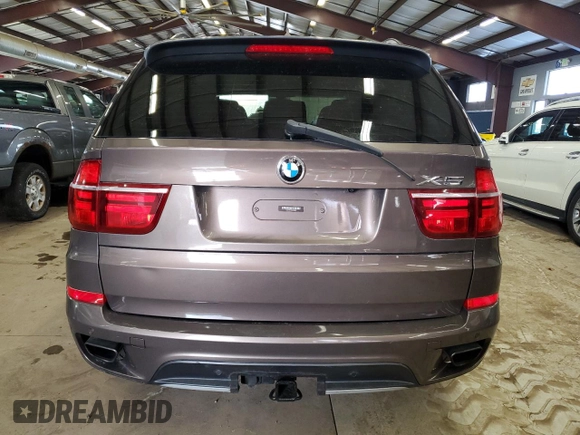 2013 BMW X5 xDrive50i with VIN 5UXZV8C5XD0C15651, listed as a Copart auction lot 46311365 with 106,254 mi miles and Clean title. Bid and sale history available at DreamBid. Image 6.