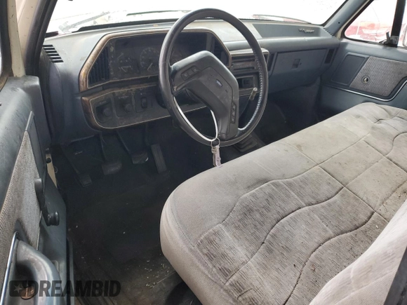 1990 Ford F-150 with VIN 1FTDF15Y7LKA50939, listed as a Copart auction lot 45386535 with 79,153 mi miles and Clean Title. Bid and sale history available at carsss.com. Image 8.