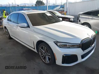 2020 BMW 7 Series 750i xDrive with VIN WBA7U2C07LGM26660, listed as a IAAI auction lot 41972591 with 30,786 mi miles. Bid and sale history available at carsss.com. Image 1.