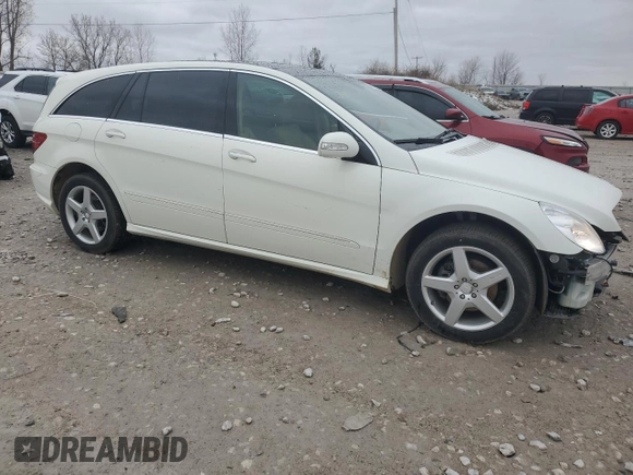 2010 Mercedes-Benz R with VIN 4JGCB6FB0AA104188, listed as a Copart auction lot 49900125 with 48,280 mi miles and Clean Title. Bid and sale history available at DreamBid. Image 4.