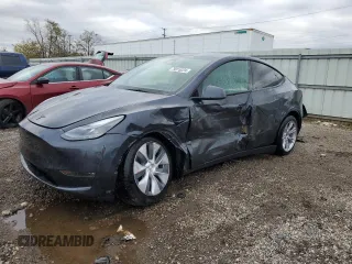 2024 Tesla Model Y Long Range with VIN 7SAYGDEE3RF087162, listed as a Copart auction lot 79315224 with 3,232 mi miles and Salvage title. Bid and sale history available at DreamBid. Image 1.