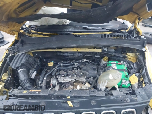 2016 Jeep Renegade Sport with VIN ZACCJBAW4GPC57580, listed as a IAAI auction lot 41126902 with 120,402 mi miles. Bid and sale history available at carsss.com. Image 10.