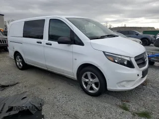 2018 Mercedes-Benz Metris Passenger z VIN WD4PG2EE0J3357078, wystawiony jako Copart lot #50018905 z przebiegiem 154 621 mil mil oraz Czysty tytuł • Clean title. Historia ofert i sprzedaży dostępna na DreamBid. Obrazek 4.