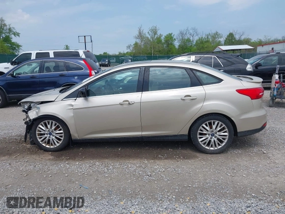 2018 Ford Focus Titanium с VIN 1FADP3J27JL279628, выставлен на аукционе IAAI как лот 42139356 с пробегом 108 007 миль миль и . История ставок и продаж доступна на DreamBid. Изображение 15.