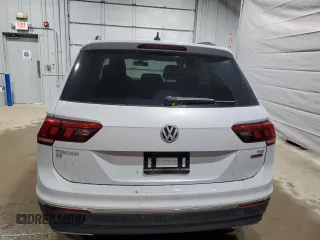 2018 Volkswagen Tiguan SEL with VIN 3VV2B7AX9JM197161, listed as a Copart auction lot 59836195 with 111,195 mi miles and Salvage title. Bid and sale history available at DreamBid. Image 6.