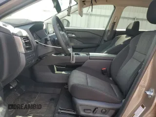2025 Nissan Rogue SV with VIN 5N1BT3BA4SC804189, listed as a Copart auction lot 51715375 with 2,277 mi miles and Salvage Title. Bid and sale history available at DreamBid. Image 7.
