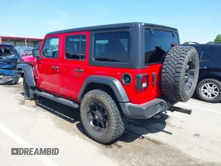 2018 Jeep Wrangler Unlimited Sport S z VIN 1C4HJXDGXJW168940, wystawiony jako IAAI lot #42200607 z przebiegiem 60 308 mil mil oraz . Historia ofert i sprzedaży dostępna na DreamBid. Obrazek 3.
