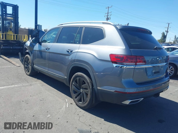 2021 Volkswagen Atlas SEL с VIN 1V2BR2CA2MC520525, выставлен на аукционе IAAI как лот 41398262 с пробегом 48 107 миль миль и . История ставок и продаж доступна на DreamBid. Изображение 3.