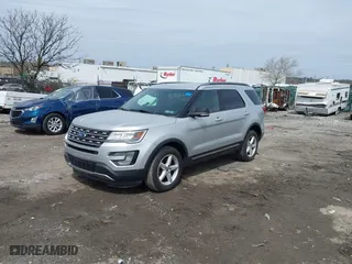2016 Ford Explorer XLT with VIN 1FM5K8DH0GGB93259, listed as a IAAI auction lot 41947686 with NaN miles. Bid and sale history available at carsss.com. Image 17.