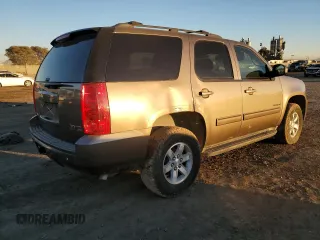2013 GMC Yukon SLE with VIN 1GKS1AE05DR313734, listed as a Copart auction lot 39047363 with 97,303 mi miles and Salvage Title. Bid and sale history available at carsss.com. Image 3.
