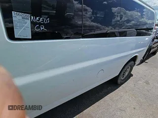 2005 Chevrolet Express Passenger with VIN 1GAHG39U151149680, listed as a IAAI auction lot 42633644 with 165,707 mi miles and . Bid and sale history available at DreamBid. Image 2.