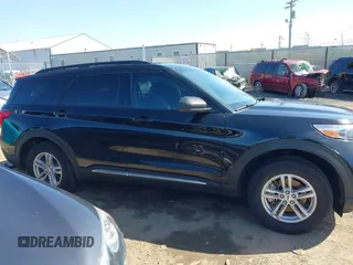 2022 Ford Explorer XLT z VIN 1FMSK8DH0NGA96191, wystawiony jako IAAI lot #41983762 z przebiegiem 47 637 mil mil oraz . Historia ofert i sprzedaży dostępna na DreamBid. Obrazek 14.