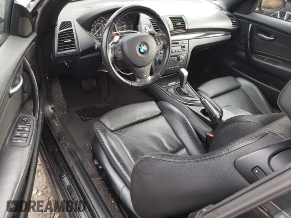 2008 BMW 1 Series 135i z VIN WBAUN93528VK39771, wystawiony jako Copart lot #87970105 z przebiegiem 88 618 mil mil oraz Szkoda całkowita • Salvage title. Historia ofert i sprzedaży dostępna na DreamBid. Obrazek 8.