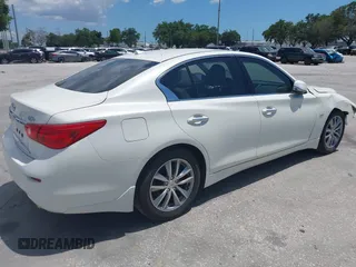 2016 Infiniti Q50 2.0t Premium with VIN JN1CV7AR3GM252349, listed as a IAAI auction lot 39425256 with 49,767 mi miles. Bid and sale history available at carsss.com. Image 4.