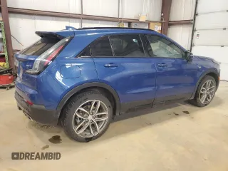 2023 Cadillac XT4 AWD Sport z VIN 1GYFZFR47PF153453, wystawiony jako Copart lot #56988695 z przebiegiem 67 533 mil mil oraz Szkody całkowita. Historia ofert i sprzedaży dostępna na DreamBid. Obrazek 3.