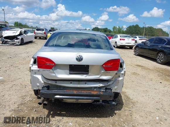 2012 Volkswagen Jetta SE with VIN 3VWDP7AJ1CM366559, listed as a IAAI auction lot 42534670 with 161,923 mi miles and . Bid and sale history available at DreamBid. Image 6.