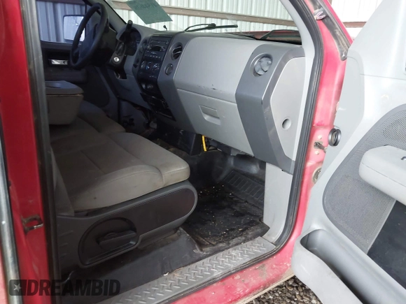2007 Ford F-150 XL with VIN 1FTRF12257KC64906, listed as a IAAI auction lot 41544638 with 258,965 mi miles. Bid and sale history available at carsss.com. Image 5.
