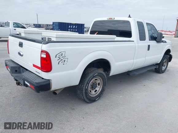 2014 Ford F-250 XL z VIN 1FT7X2B66EEB68940, wystawiony jako IAAI lot #41540708 z przebiegiem 145 114 mil mil oraz . Historia ofert i sprzedaży dostępna na DreamBid. Obrazek 4.