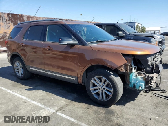 2017 Ford Explorer XLT with VIN 1FM5K7DH9HGA60625, listed as a Copart auction lot 46456765 with 91,824 mi miles and Salvage Title. Bid and sale history available at carsss.com. Image 4.