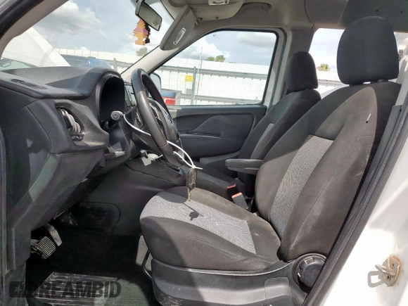 2017 Ram ProMaster City Cargo Tradesman with VIN ZFBERFAB5H6E84440, listed as a Copart auction lot 61678875 with 113,828 mi miles and Salvage title. Bid and sale history available at DreamBid. Image 7.