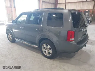 2011 Honda Pilot EX-L with VIN 5FNYF4H58BB095971, listed as a IAAI auction lot 41716033 with 70,820 mi miles. Bid and sale history available at carsss.com. Image 3.