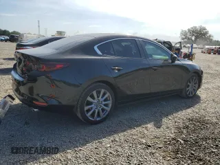 2024 Mazda 3 S Preferred z VIN 3MZBPACMXRM437018, wystawiony jako Copart lot #55294135 z przebiegiem 3 028 mil mil oraz Szkoda całkowita • Salvage title. Historia ofert i sprzedaży dostępna na DreamBid. Obrazek 3.
