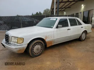 1991 Mercedes-Benz 420 with VIN WDBCA35E8MA607598, listed as a Copart auction lot 81596014 with 172,008 mi miles and Clean Title. Bid and sale history available at carsss.com. Image 1.
