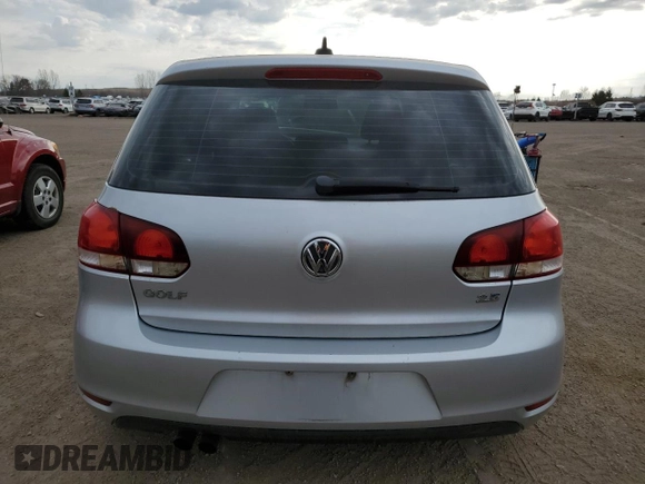 2013 Volkswagen Golf с VIN WVWDA7AJ3DW133630, выставлен на аукционе Copart как лот 54122125 с пробегом 102 563 миль миль и Списание • Salvage title. История ставок и продаж доступна на DreamBid. Изображение 6.