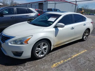 2014 Nissan Altima SV with VIN 1N4AL3AP6EC163563, listed as a IAAI auction lot 41964614 with 188,516 mi miles and . Bid and sale history available at DreamBid. Image 2.