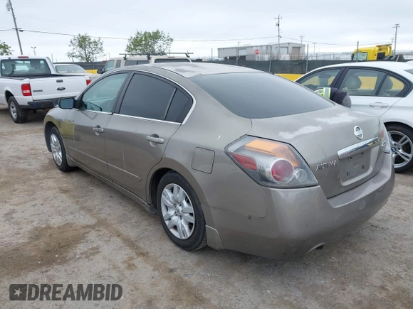 2007 Nissan Altima 2.5 with VIN 1N4AL21E27N404891, listed as a IAAI auction lot 42047791 with 187,232 mi miles. Bid and sale history available at carsss.com. Image 3.