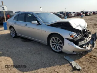 2008 BMW 7 Series 750i with VIN WBAHL83508DT13048, listed as a Copart auction lot 70463774 with 140,781 mi miles and Salvage Title. Bid and sale history available at carsss.com. Image 4.