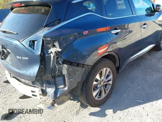 2015 Nissan Murano SV with VIN 5N1AZ2MH0FN270472, listed as a IAAI auction lot 41971525 with 167,410 mi miles. Bid and sale history available at carsss.com. Image 18.
